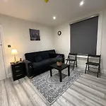 Studio Flat In London