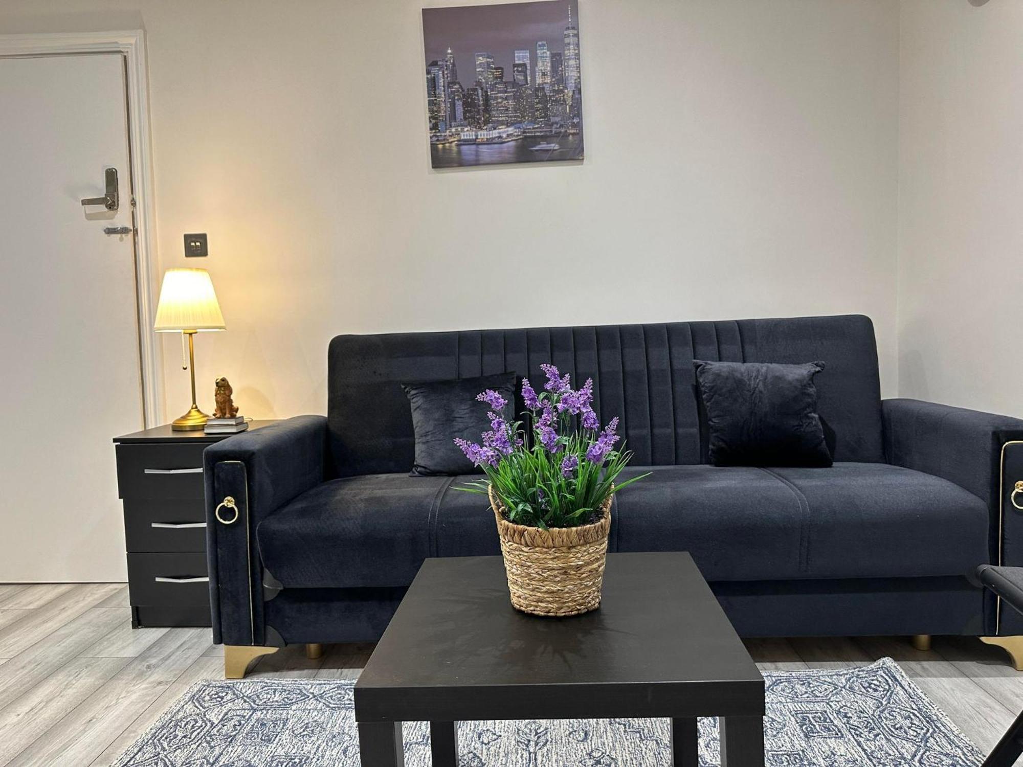 Flat In * Londra
