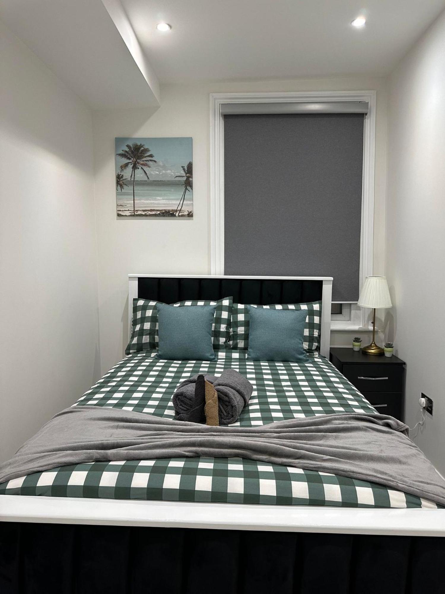 Flat In * Londra